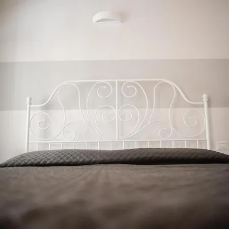 La Corte Dell'elmo Bed & Breakfast Salò