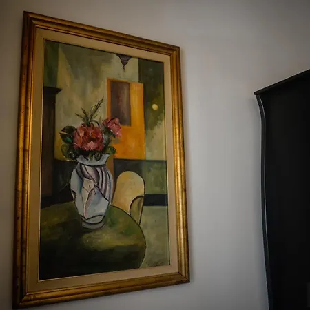 La Corte Dell'elmo סאלו