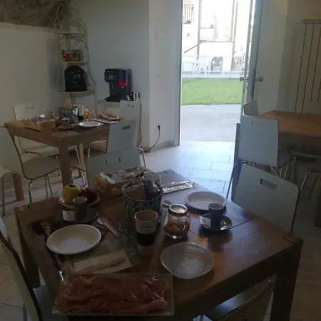 La Corte Dell'elmo