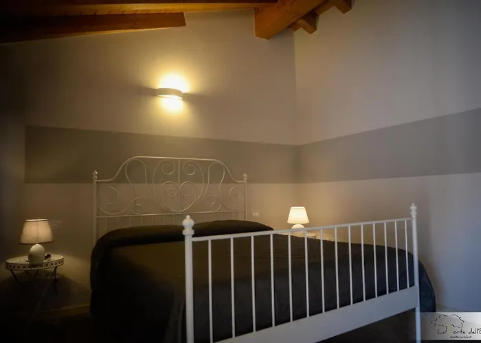 La Corte Dell'elmo 4*
