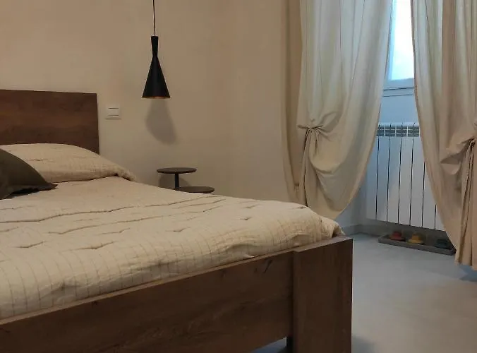 La Corte Dell'elmo