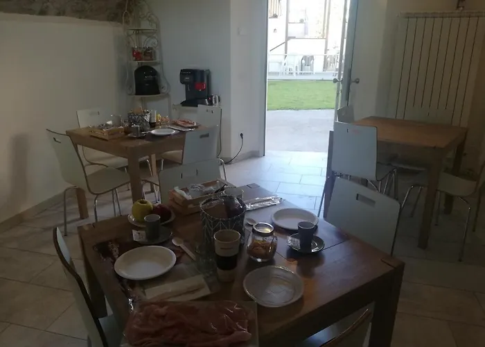 La Corte Dell'elmo